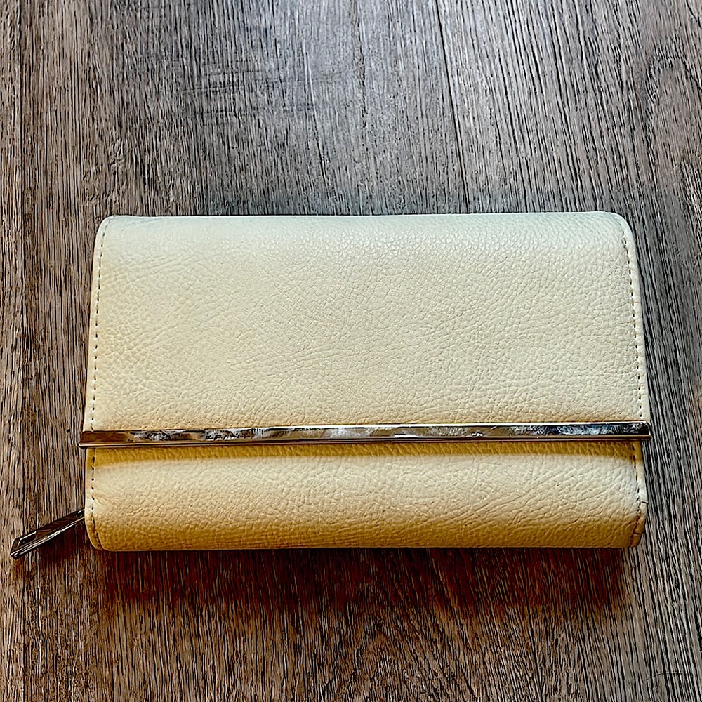 Hand purse